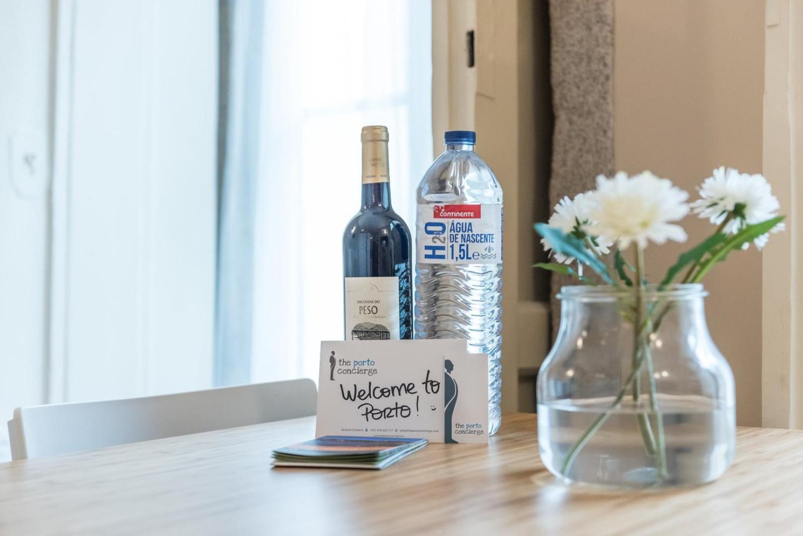 Guestready - Lofted Getaway In Downtown Porto Apartment Ngoại thất bức ảnh