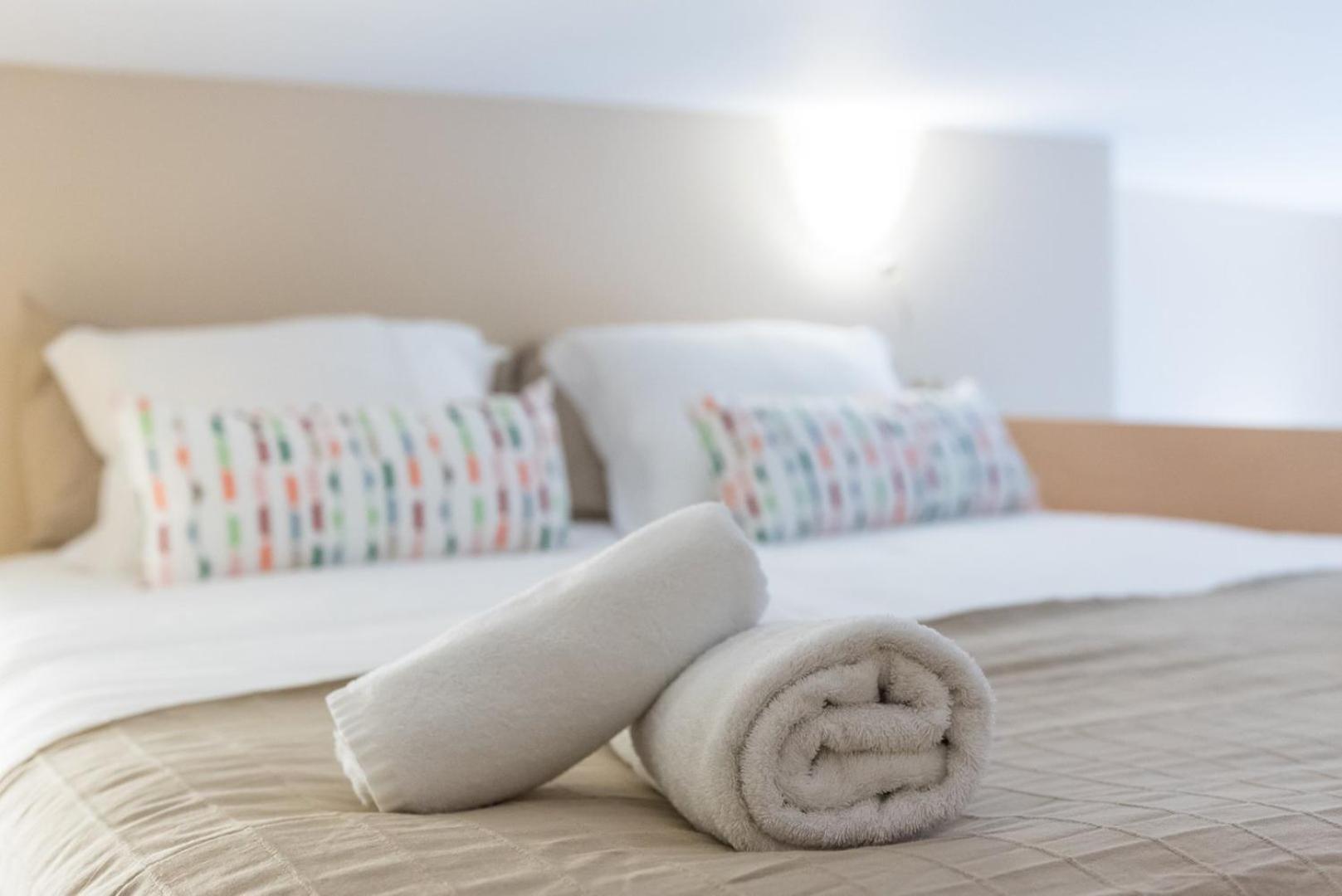 Guestready - Lofted Getaway In Downtown Porto Apartment Ngoại thất bức ảnh